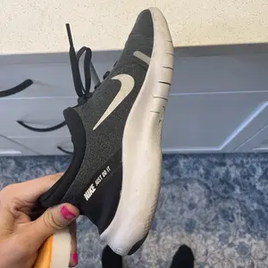 Product Review of SneakERASERS️ Instant Shoe Cleaner: 10 Pack from S**