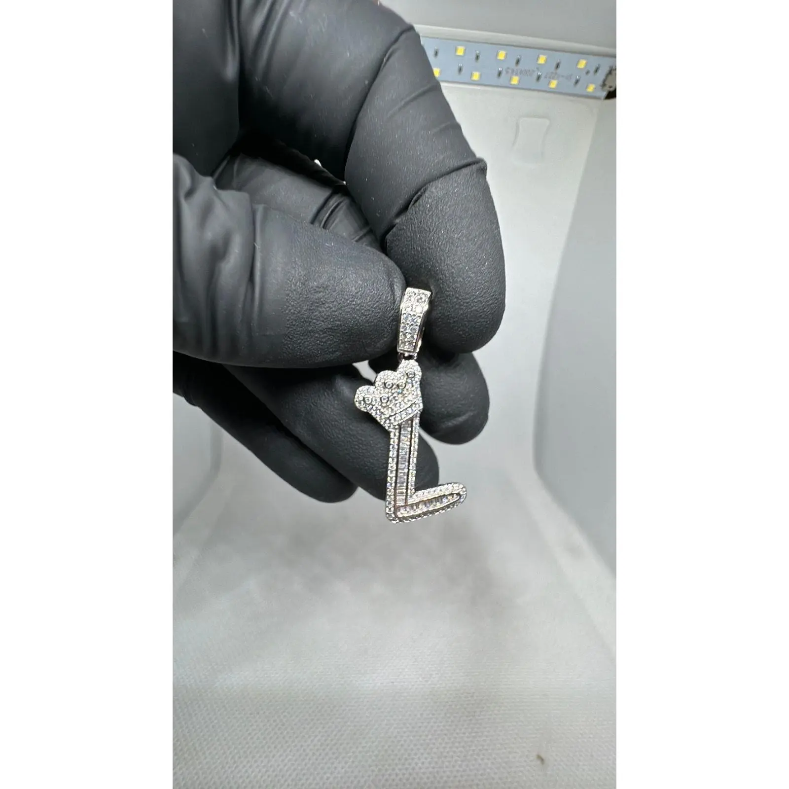 925 Superior Silver Luxury Bold Initial L Pendant, Lead-Free, with Regal Crown Accent, Fine Silver Jewelry Accessory, Sentiment Silver Necklaces & Pendants