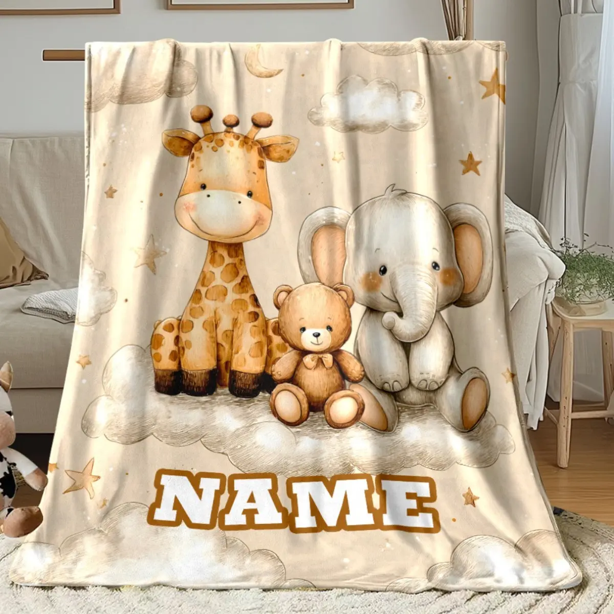 Custom Name Blanket Featuring Giraffe And Elephant Jungle Patterns, Soft And Lightweight, Suitable for All Seasons, Perfect for Beds, Sofas, And Camping. Beige Bedding Gift with Name Printing, Designed in 2D