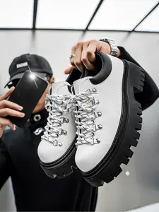 A pair of stylish men's leather walking shoes, casual sports running shoes, non-slip trainers with a comfortable retro design, Sneaker