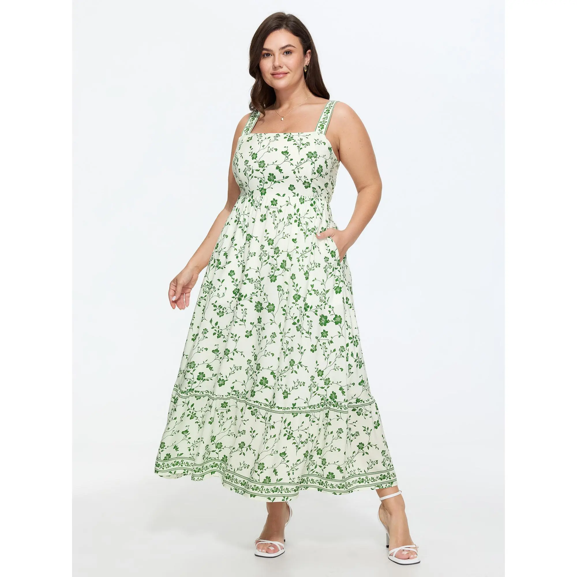 BloomChic Women's Plus Size Ditsy Floral Cami Midi Dress in Rayon Fabric, Timeless Summer Style for Lady with Smocked Bodice, Tiered Skirt & Pockets