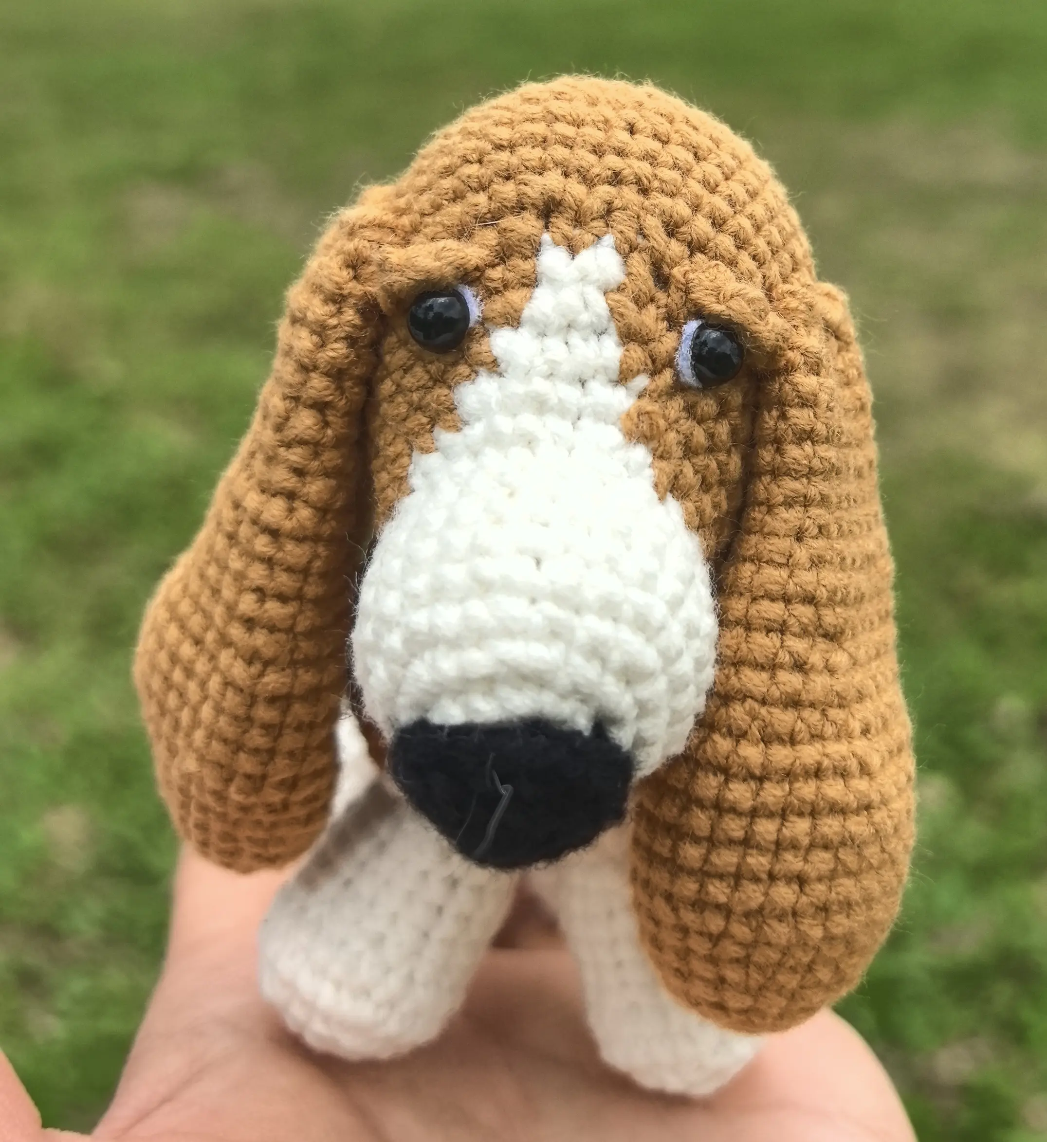  Handmade Crochet Basset Hound Dog Amigurumi - Realistic Hand Knitted Plush Toy 