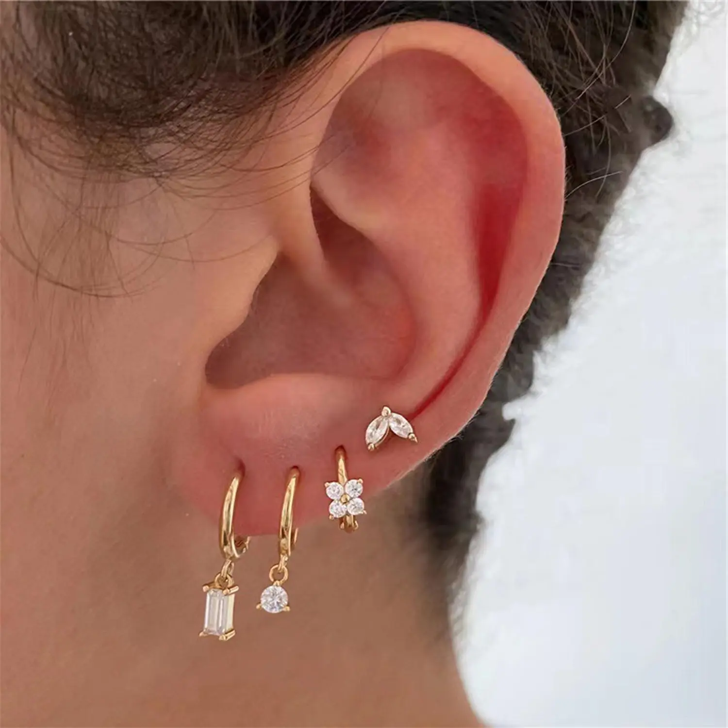 Gold Earrings for Women, 14k Gold Plated Dangle Huggie Earrings for Women Trendy Dainty Hoop Earring Stacks Hypoallergenic Pearl Chain Drop Cartilage Earring Fashion Womens Jewelry