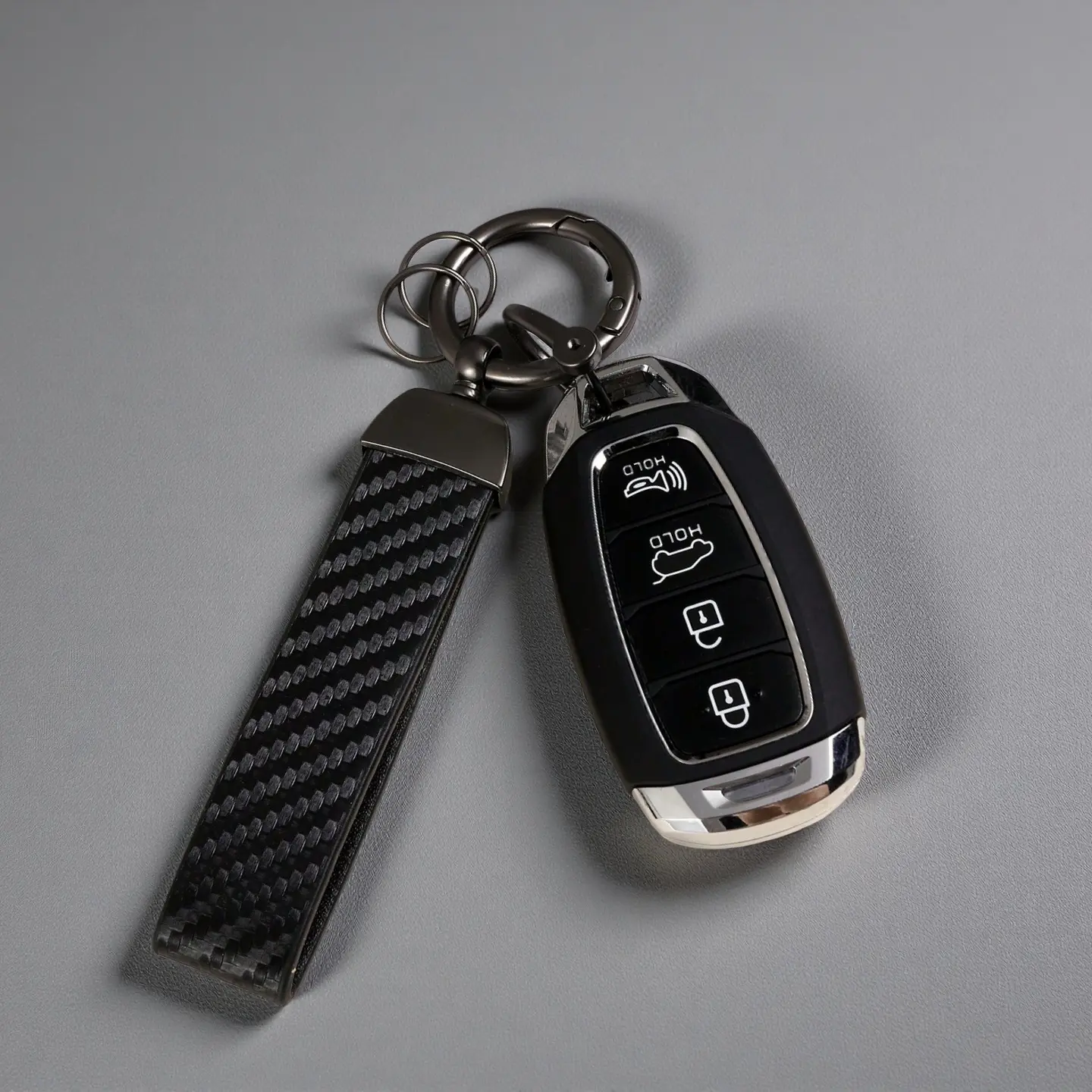 PU Leather Strap Car Keychain, Stylish and Durable Keyring for Everyday Use, Perfect Gift for Friends and Family, Car Key Chains