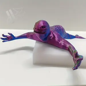 Jointed Shark Figure with Gradual Color Change, Poseable Arms, Nautical Theme Decor, Home Office Desk Ornament, Outdoor Plastic Ocean Monster Statue