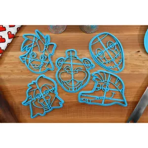 FNAF Security Breach Cookie Cutters - Glamrock Chica, Glamrock Freddy, Montgomery Gator, Nightmarionne Bot, Roxanne Wolf Baking Utensils Supplies Bakeware