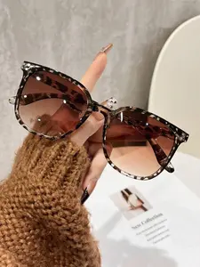 Vintage Tortoiseshell Large Frame Sunglasses, Gradient Lenses, Uv400 Protection, Casual Style, All Seasons, Outdoor Activities, Trendy Vintage Sunglasses