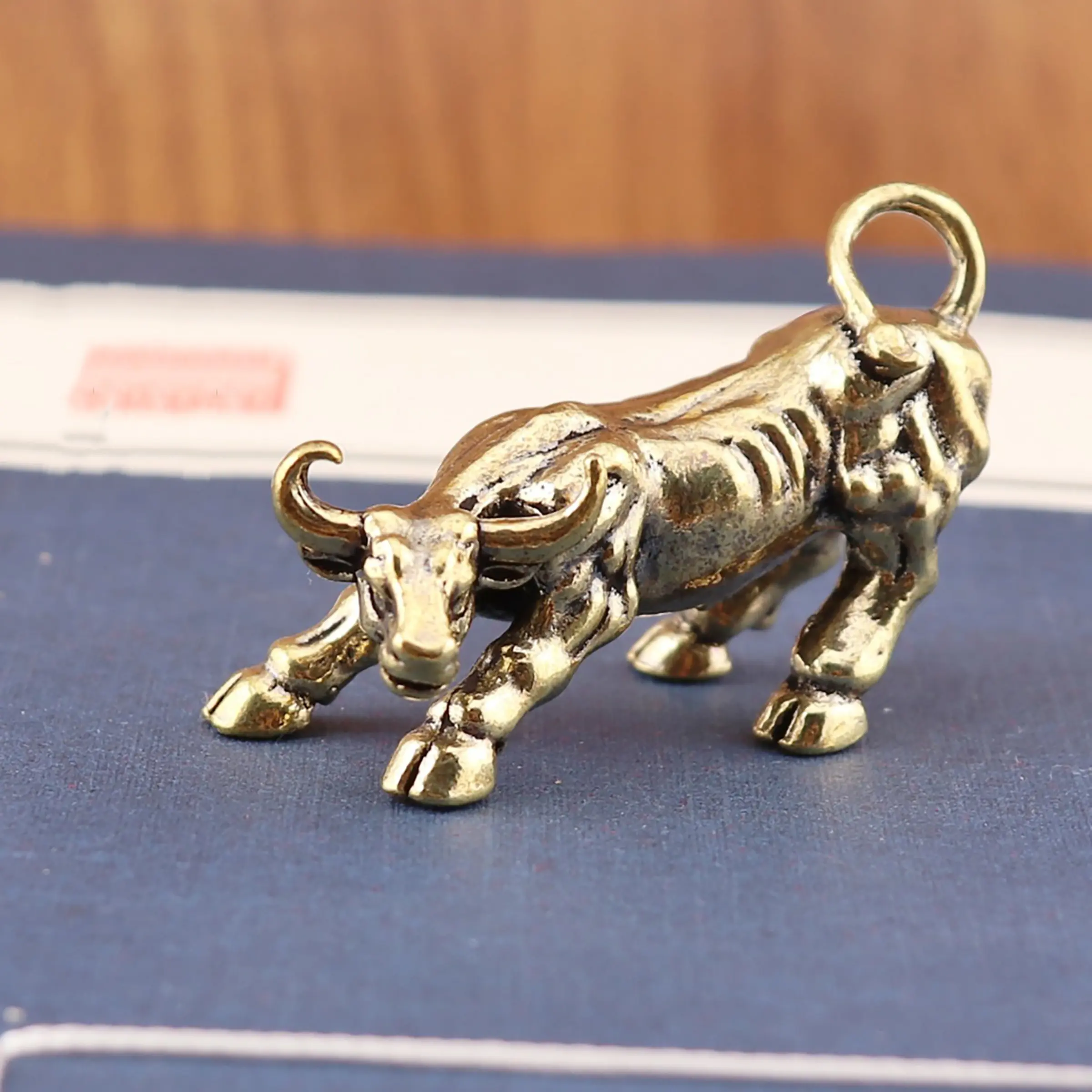 Solid Brass Zodiac Ox Tea Pet, Cow Ornament, Decorative Home Ornament, Home Decor Desktop Craft Ornament, Pure Copper Wall Street Bull Figurine, Unique Gift Idea, Collectible Figure Decor, Statue Figurines, Decor Figurine Ornaments