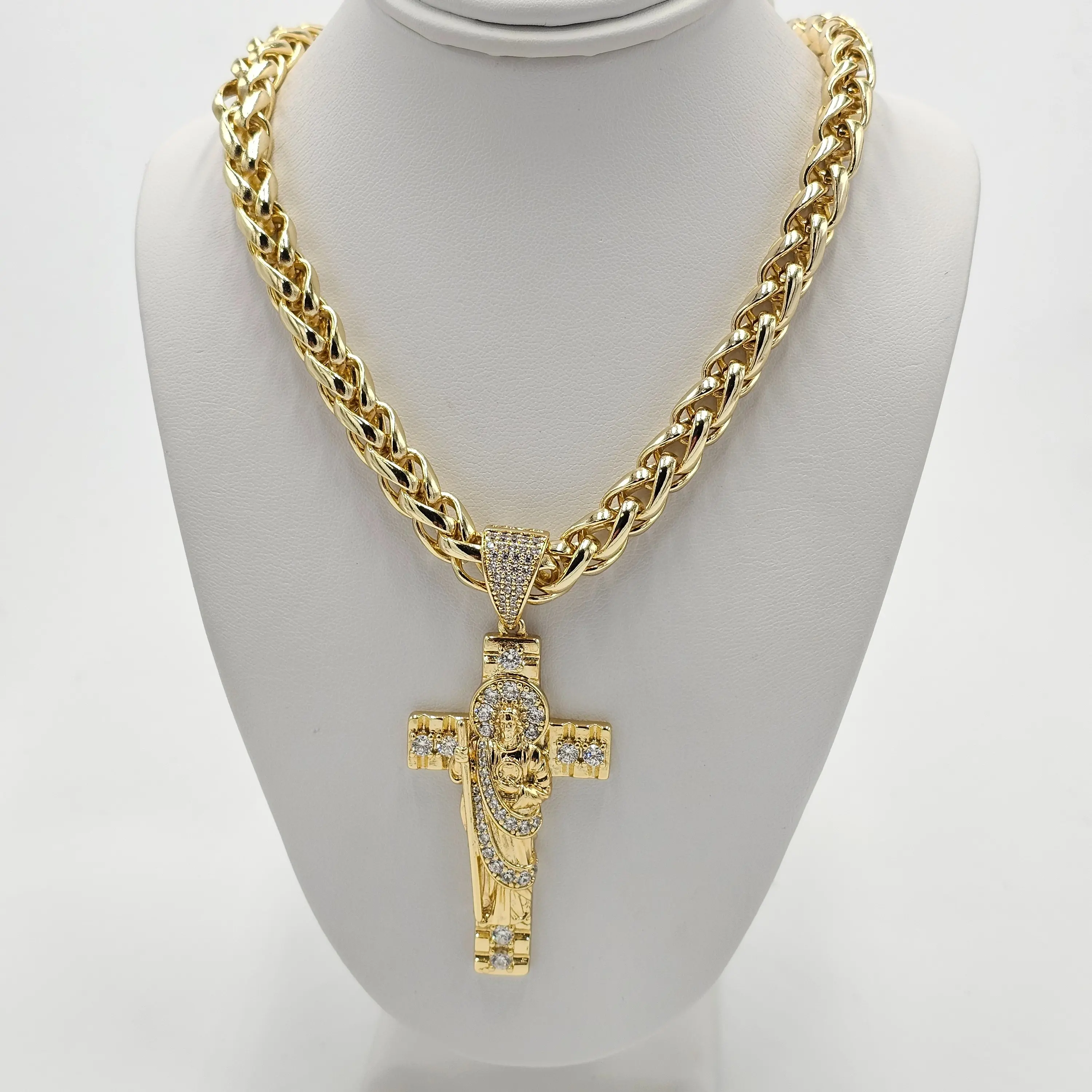 Unisex Geometric San Judas Cuban Cross Charm Necklace Set - 23-in Gold-Plated Cuban Chain, San Judas Pendant, Gold-Plated Amulet, Charm Necklaces, Cuban Cross Necklace