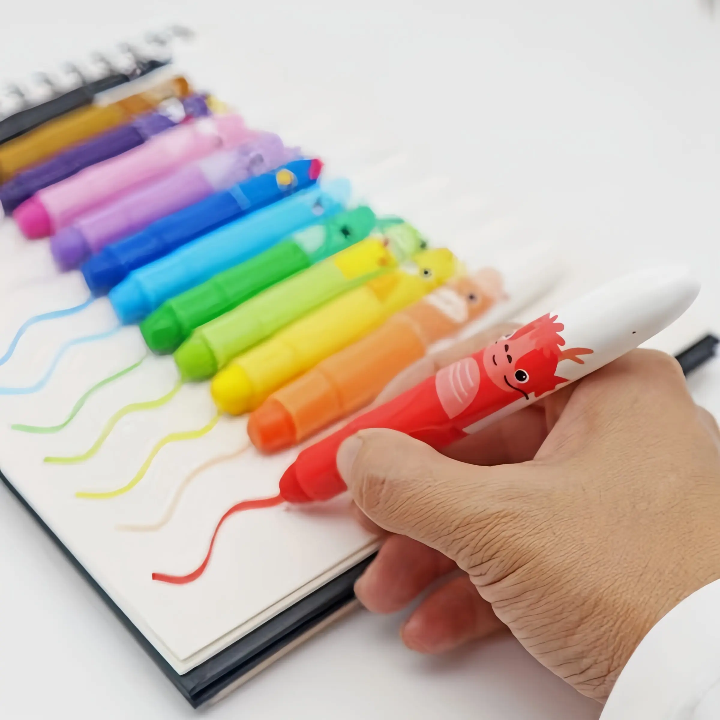 Colorful and Fun Twistable Crayons in 6/12 Colors, Non-Toxic and Washable, Perfect for Kids and Beginner Artists, Durable and Creative Art Supplies