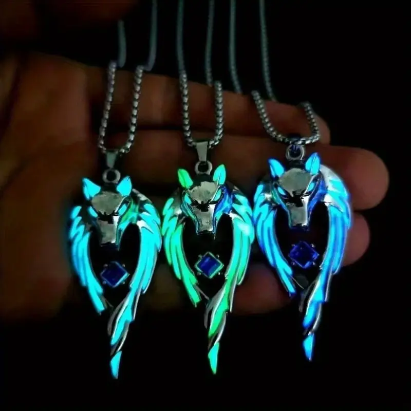 3-Piece Light Up Wolf Head Necklace Set, Unisex Alloy Hip Hop Jewelry with Blue Light, Party Costume Pendants in Green, Blue & Turquoise, Animal, Alloy Chain, Three Pieces, Wolf Head Shape