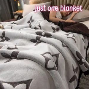 1pc Milk Wool Embroidered Arctic Velvet Blanket, Dual Layer Thick Composite, Warm Comfortable, Suitable for Sofa and Bed