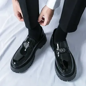 Men's Sum mer Fashionable Casual Tassel Decor Pu Leather Slip-on Shoes, Loafers, Simple Design Elegant Plain Round Toe Loafers, Business Style Temperament Flats for Daily Wear, Tassel Shoes, Gorgeous appearance,Spring Gift for Him Black Footwear