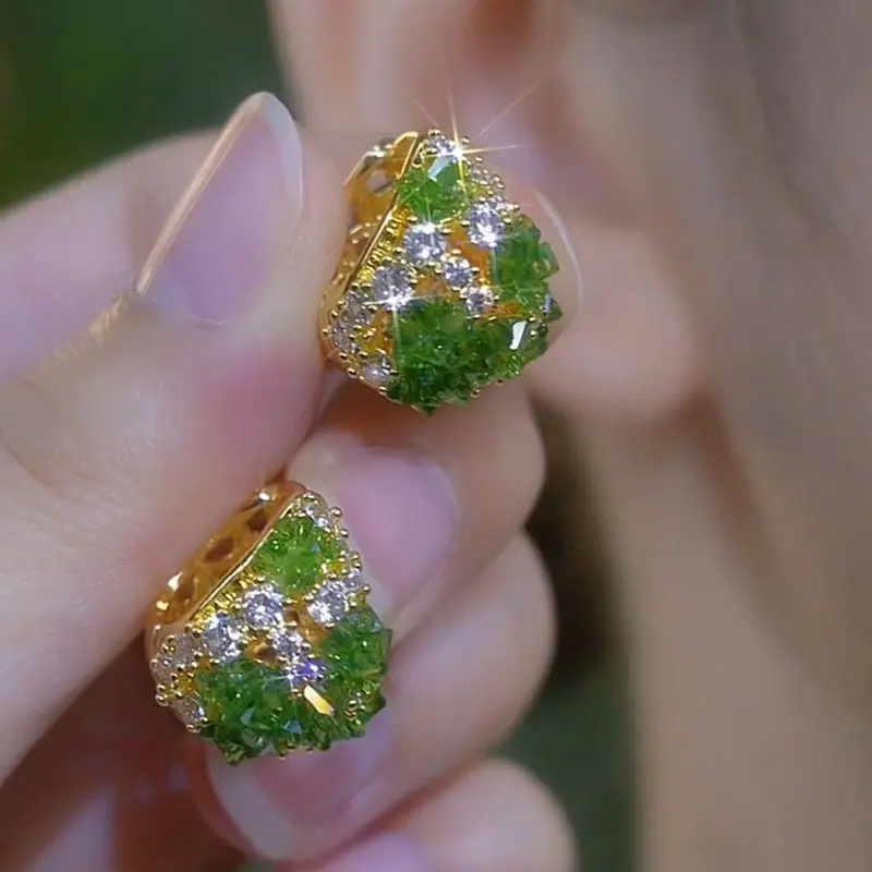 SocoShiny Fresh and Simple Green Full-Drill Flower Basket Clip-on Earrings,DDES0284  New Style of the Year, Trendy, Unique Design Earrings, 14K Gold-Plated