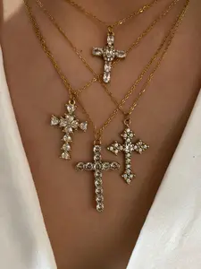 Rhinestone Decorated Cross Pendant Necklace, Fashion Jewelry for Party, Daily Clothing Decor, Trendy All-match & Exquisite Jewelry for Birthday Gift