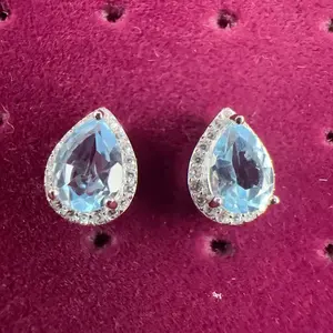 <PingEast jewelry > EDP707----925 Sterling Silver Stud Earrings with 6*8mm Teardrop-Shaped Natural Sky Blue Topaz.