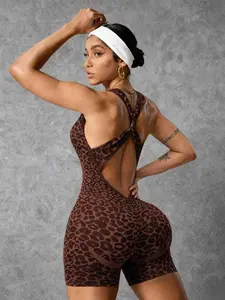 Women's Leopard Print Backless Sports Jumpsuit Yoga Shorts, High Elasticity Fitness Gym Wear, Sporty One-Piece Short Pants