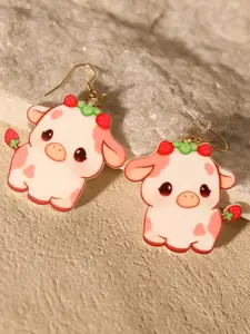[Funny Cute] Strawberry Cow Acrylic Material Lightweight Dainty Dangle Earrings | for Women Girl Teen Girl | Acrylic | Dangle | Gift | for Her Gift for Couple Girlfriend Friends Animal Theme Jewelry