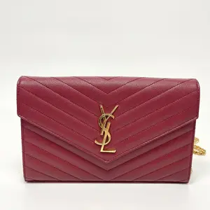 Pre-owned Yves Saint Laurent YSL Saint Laurent Caviar Leather Envelope Bag 22cm Red 2021 N21978318No accessories