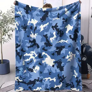 Camouflage pattern blanket, suitable for all seasons, suitable for beds, sofas, cars, room decorations, and gifts, suitable for children and adults, Soft Lightweight Blanket