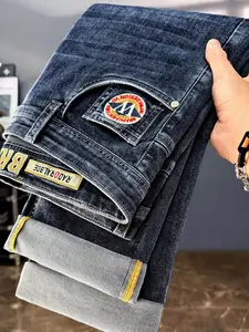 Men's Straight Leg Jeans, Washed Stretch Slim Fit, Pocket Badge, Back Waist Leather Tag Decor, Comfortable Breathable Long Pants