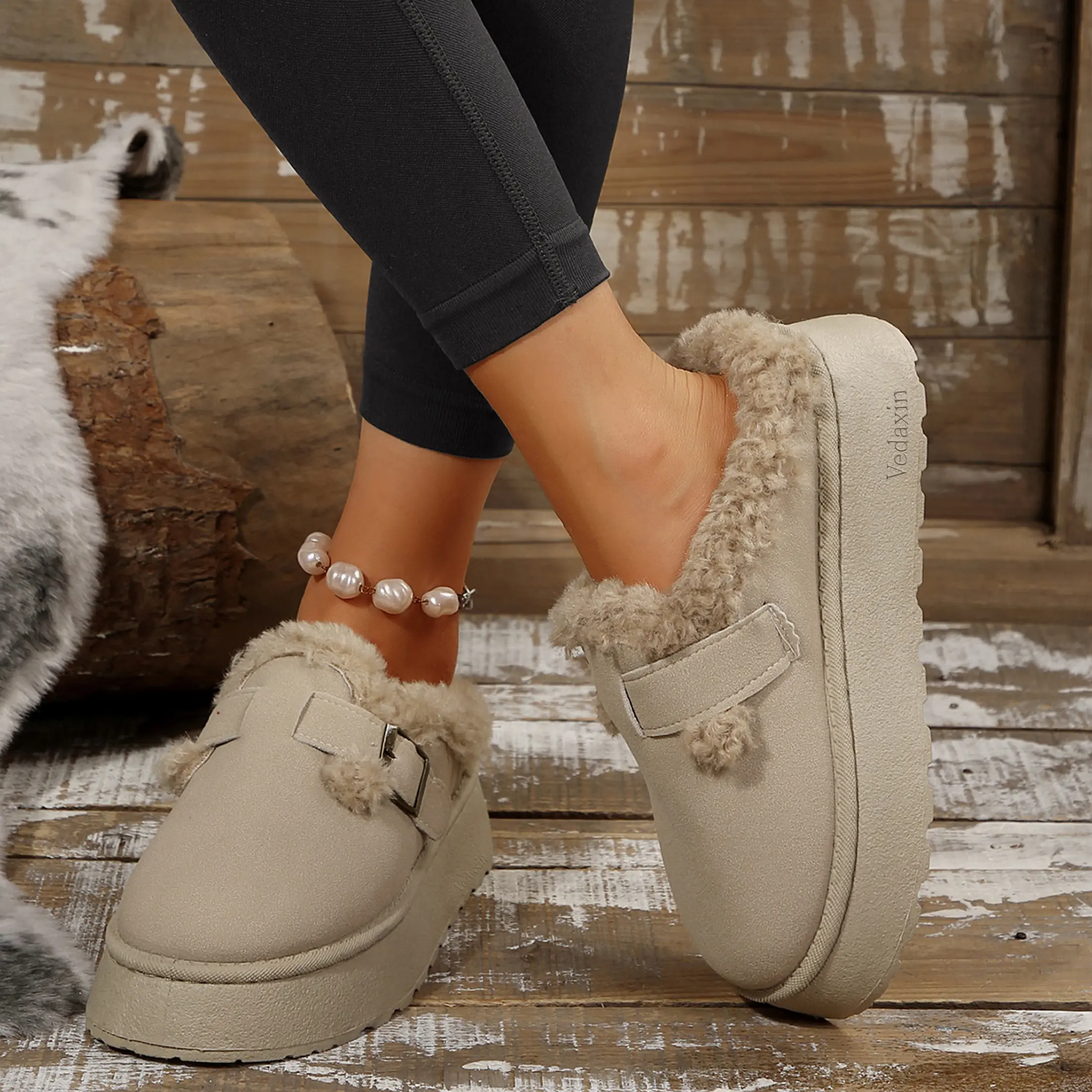 Cozy Plush Lined Platform Slippers for Women - Stylish Winter Mini Snow Boots Casual Shoes with Buckle Indoor Outdoor Shoes Soft Rubber