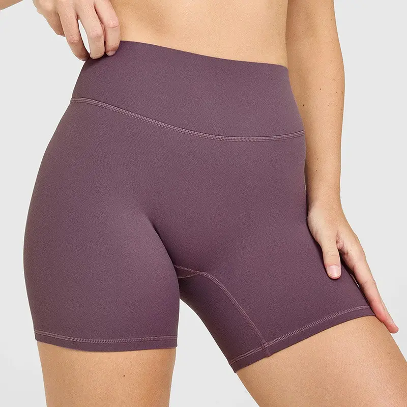 Purple short pants, single piece