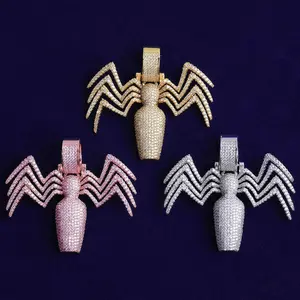 [ICE HUE]18K Gold Vacuum Plated Copper with 5A+ Sri Lanka Zircon Crawling Spider Pendant with Necklace Miami Italy Mexico & Micro Inspired for Women & Men Luxury Jewelry,Daily Wear,Casual Fashion,Gift Idea,Chicano,Classic,Hip Hop,Simple,Sporty Style