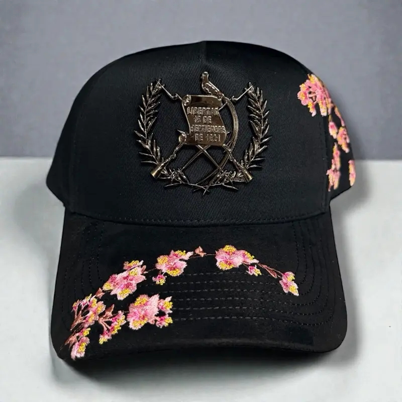 Casual Snapback Baseball Cap, Guatemala Embroidery Hat with Suede Visor and Metallic Pin for Simple Outfits, Casual Outfits Cap, Snapback Hats, Fashionable Hats