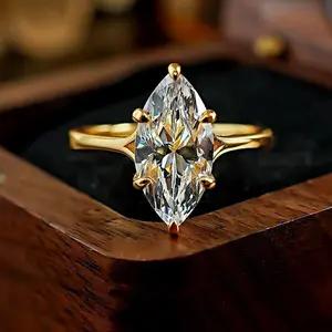 Western-Style Vintage "Light Luxury" Marquise-Cut Diamond Ring — An Exquisite, High-End, and Unique Designer Piece for Women