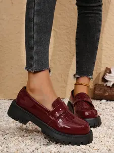 Women's Platform Comfortable and Soft Burgundy Loafers, Slip on Loafers, A Must-have for Daily Casual Fashion Wear, A Must-have for Commuting To Work and School in All Seasons, and A Must-have for Gifts