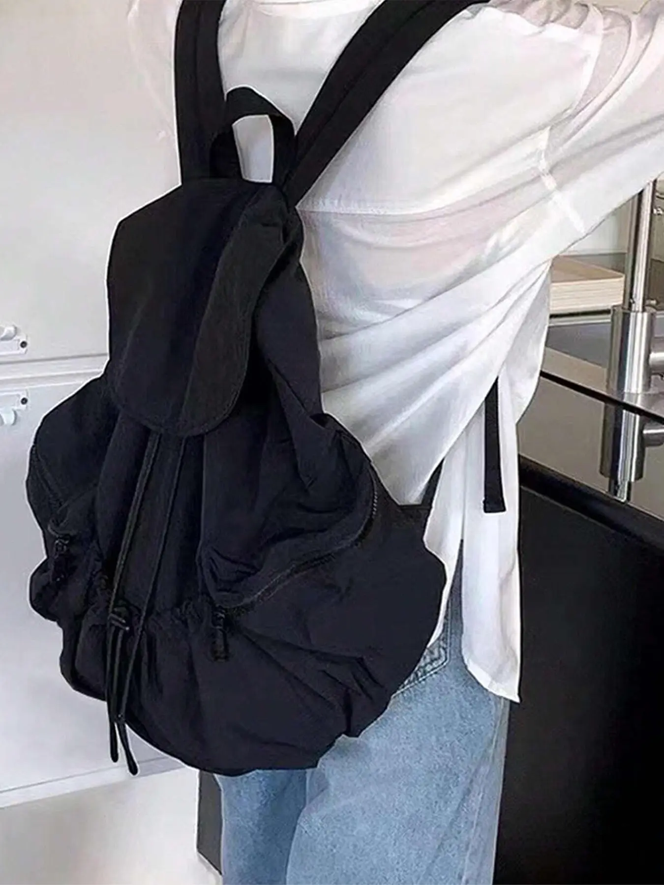 Small, simple, stylish drawstring backpack, Lightweight casual daypack, casual workwear style backpack, large capacity, suitable for students' daily commuting, travel lightweight nylon drawstring large capacity backpack, Backpack For School