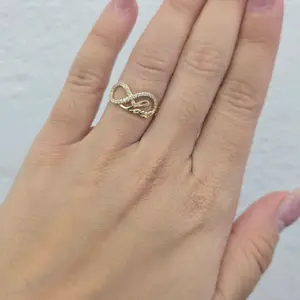 10K Yellow Gold Infinity Heart Pavé Ring