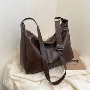 Retro Women's Crossbody Bag Minimalist Fashionable Street Japanese Large Capacity School Shoulder Bag Ideal Teacher & Mother Gift - Leather Satchel