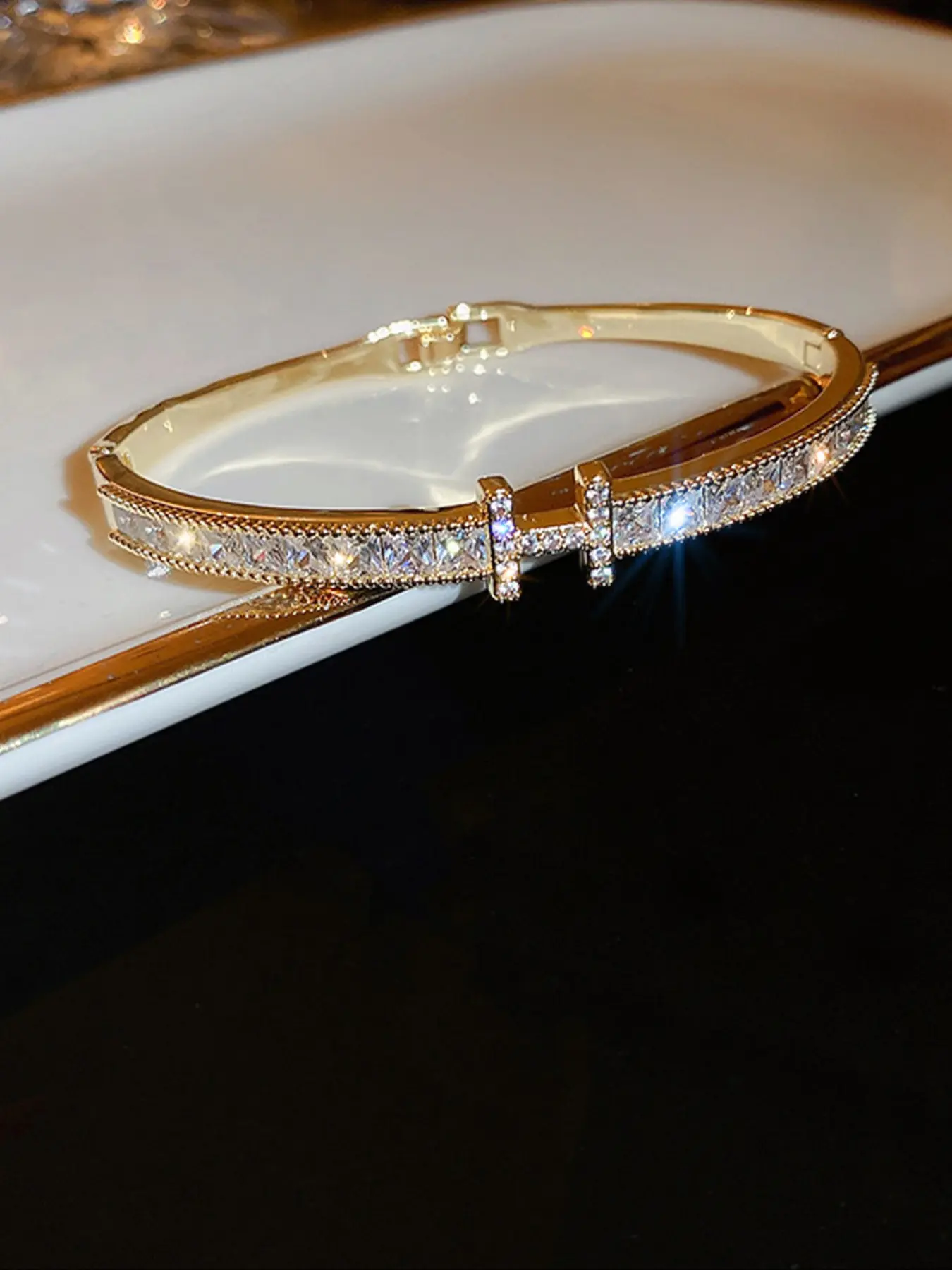 Letter H Design Bangle, Fashionable Rhinestone Decorated Bangle for Women & Girls, Trendy All-match & Exquisite Jewelry for Birthday Gift, Rhinestone Bangle Bracelet, Rhinestone Decor Bangles, Bracelets Jewelry