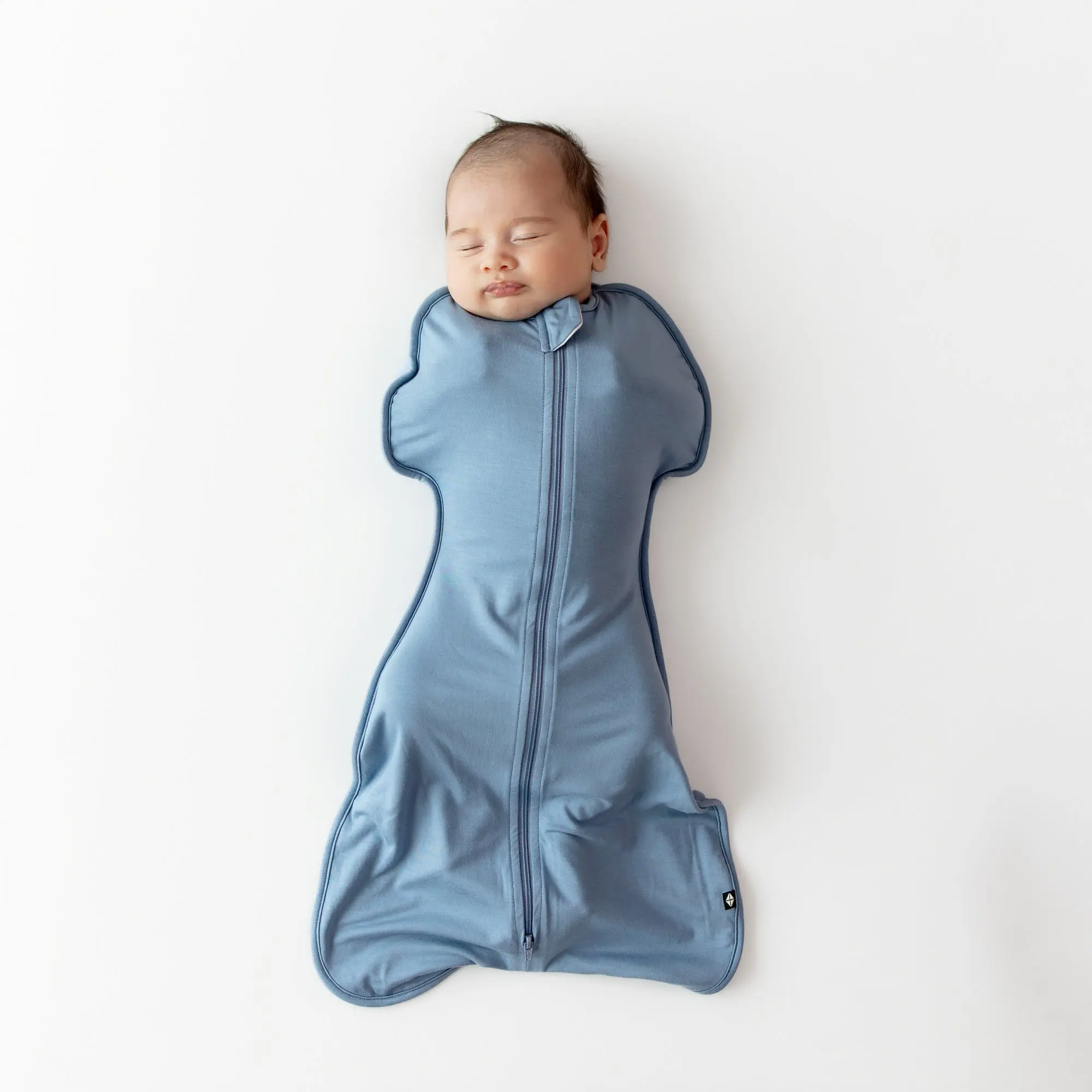Swaddle Bag in Slate 0.5 | Kyte Baby