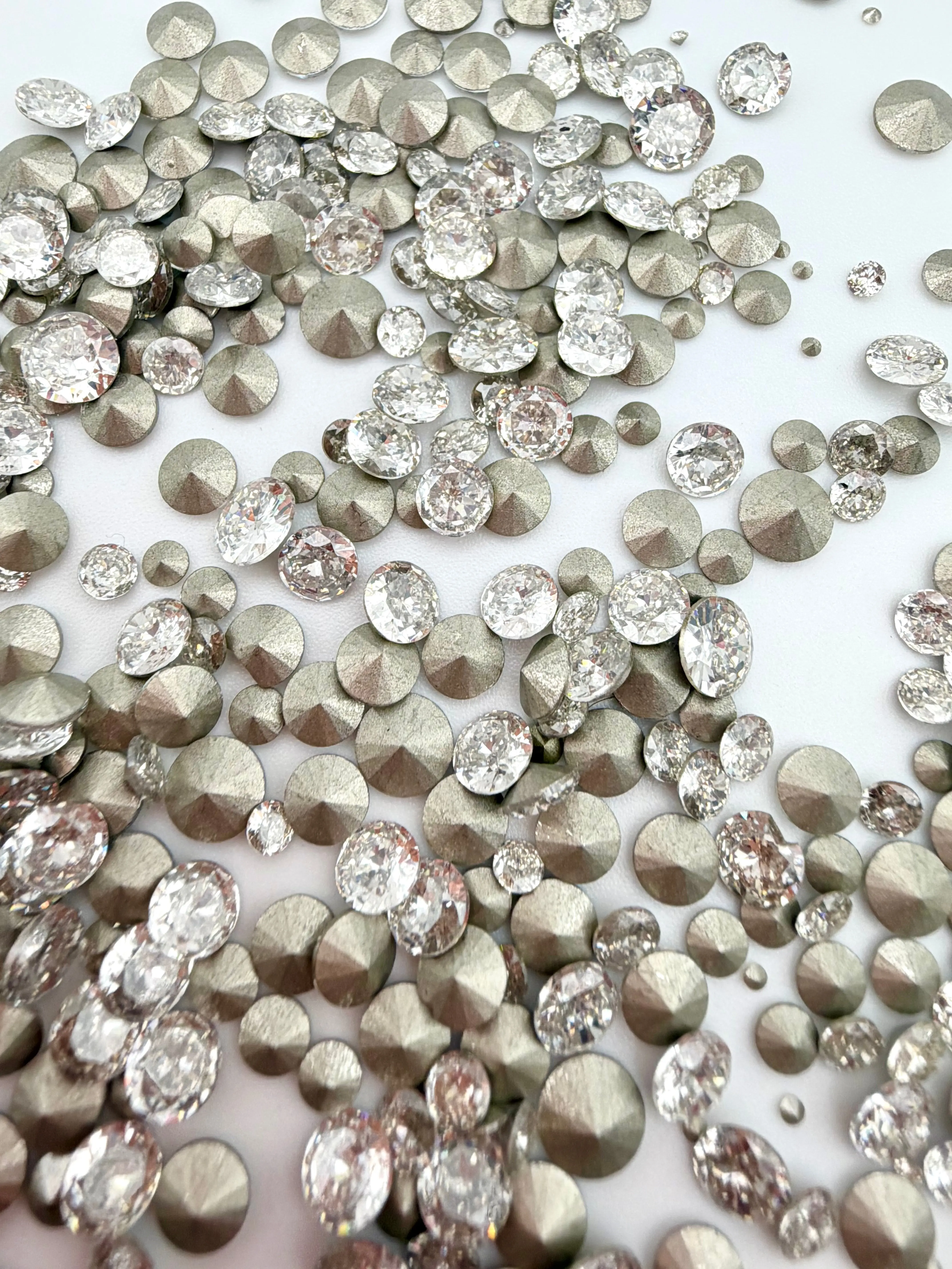 Cubic Zirconia Foiled Pointed Back Rhinestones Mix for Nail Art & DIY