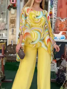 Elegant European-American Style Plus Size Geometric Printed Tee, Trendy Loose Fit Casual Top, Comfortable Women's Clothing for Daily Wear Womenswear