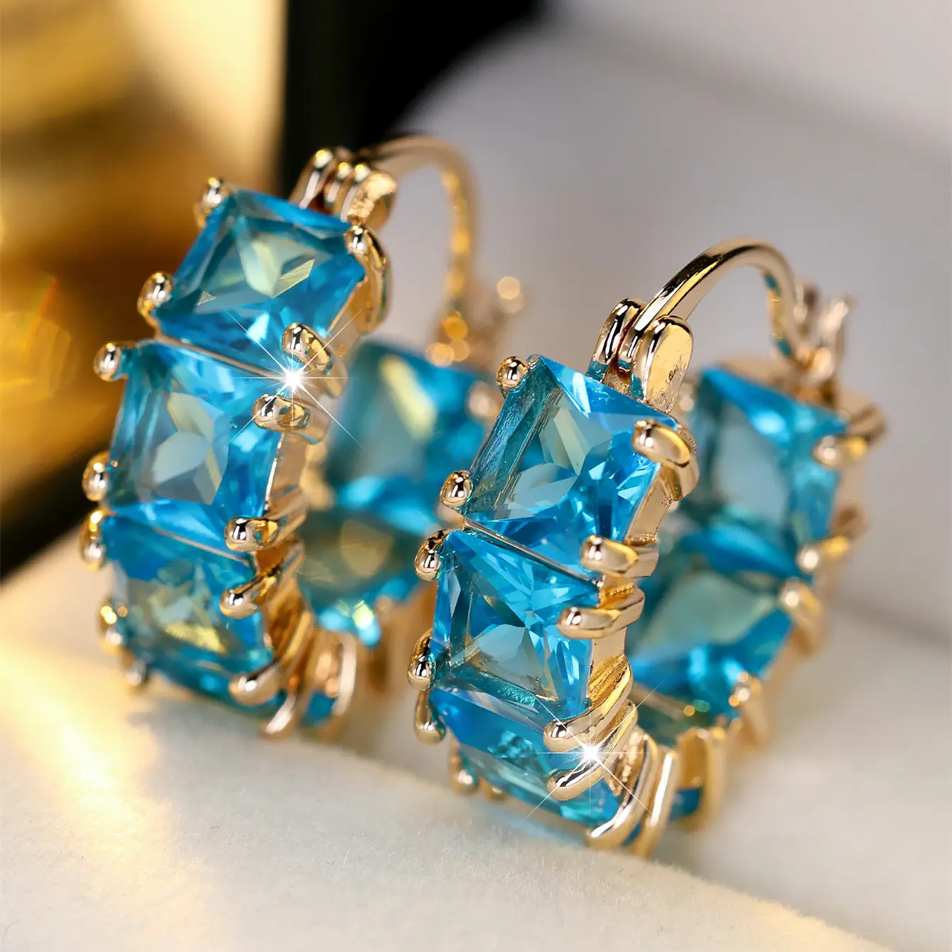 Women's Exquisite Synthetic Zircon Hoop Earrings - Earring for Women, Ideal Gift for Anniversaries, Daily Wear Accessories, Earrings For Women, Artificial Zircon Earrings