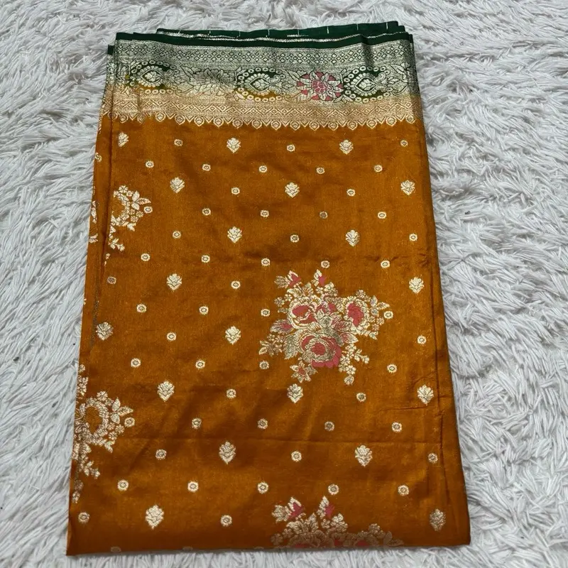 Soft dola silk saree with unstitched blouse piece Womenswear