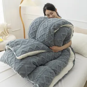 Milk Fleece + Lamb Fleece Winter Duvet, Super Fluffy Duvet, Thickened Warm Double Fleece Comforter Soft Skin-Friendly Bedding Comforter Double Fleece Composite Duvet
