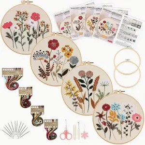 4 Sets Flower Embroidery Kit for Beginners, Cross Stitch Kits for Adults, Needlepoint Starter Kits with Patterns Embroidery Hoop Cloth Thread with Pattern and Instructions, 2 Embroidery Hoops, Christmas Gifts, Home Decoration, DIY Crafts