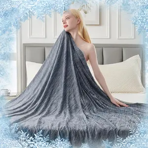 Cooling Blanket, Lightweight Breathable Silky Soft Air Conditioner Blanket, Soft Fleece Blanket, Comfortable Blanket for Night Sweats, Soft Winter Blanket Perfect Gift for Friends & Family, Lightweight Cozy Blanket