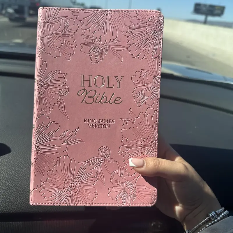 1769 King James Version (KJV) Holy Bible - Blossom Pink Heat-Debossed Floral Faux Leather, Lay-Flat Binding, Gold-Foiled Spine Title, Double-Column Format, Themed Verse Find, 8.7in x 5.7in x 0.9in Elegant Gift Edition Bible Study Book