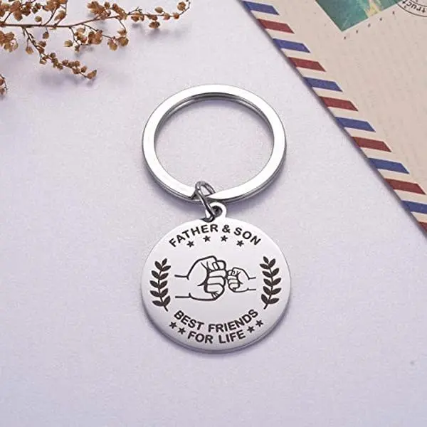 Personalized Nameplate Engraving Keychain with Custom Message - Dad Keychain from Son, Funny Papa Gift for Daddy, Father's Day Birthday Present, Father's Day Gifts, Nameplate Engraving Keychains