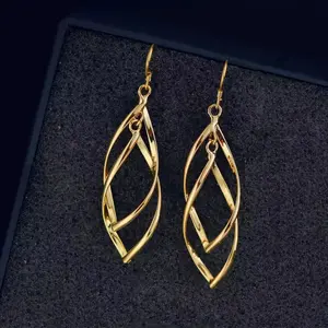 2 Colors Women Fashion Gold Plated Hollow Leaf Earring Hook Drop Dangle