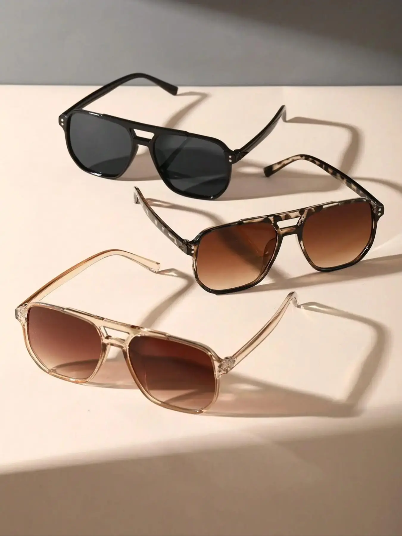 3 pair of retro gradient lens sunglasses, 2025 summer aviator style, suitable for daily wear by men and women, perfect for travel, fashionable and versatile, providing UV protection, enhancing comfort for outdoor activities, suitable for all occasions.
