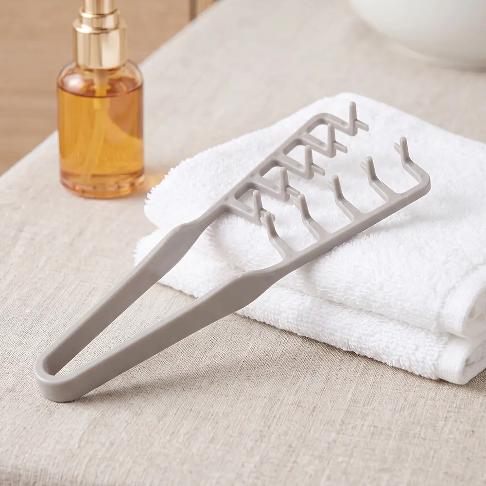 Texturizing comb for textured hair; unisex; quickly lifts roots and adds volume; durable ABS plastic styling comb (gray and pink); hair care comb