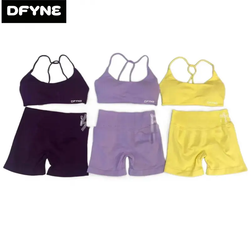 Dfyne 2-Piece Gym Matching Set for Women, Seamless Twist Front Bra & High Waisted Scrunch Shorts, Squat-Proof Womens Fitness Workout Sets for Yoga, Activewear Shorts Sets