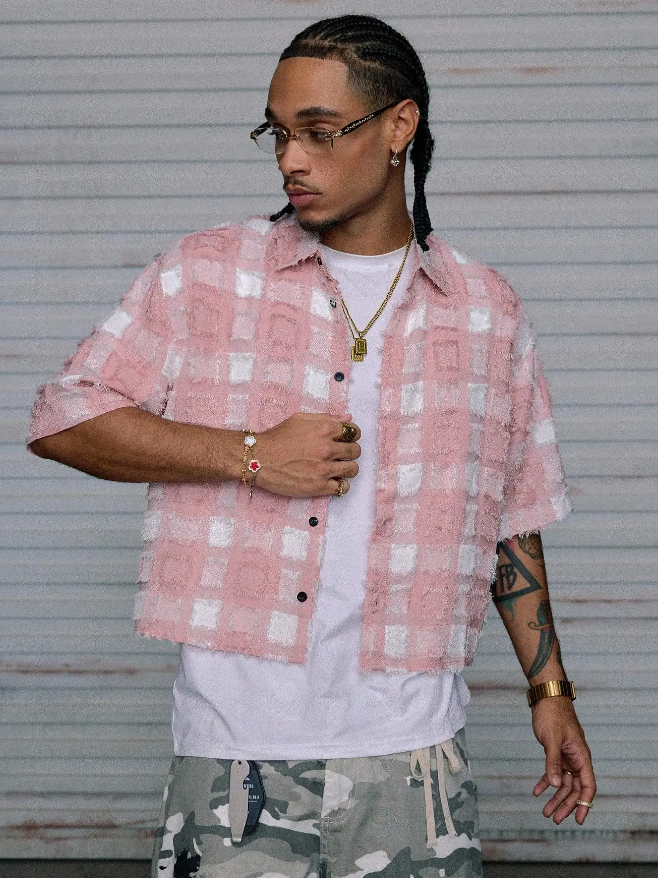 Men's Plaid Woven Short Sleeve Crop Shirt, Casual Checkered Shirt, Summer American Street Style Letter Print, Casual Fashion Trendy Outdoor Campus Daily Wear, Casual Stylish Clothing